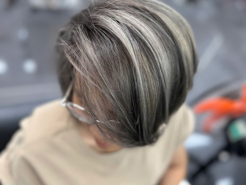 Hightlight phủ bạc che bạc 10
